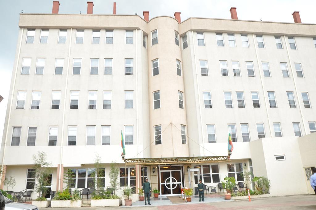 Addis Regency Hotel Bagian luar foto