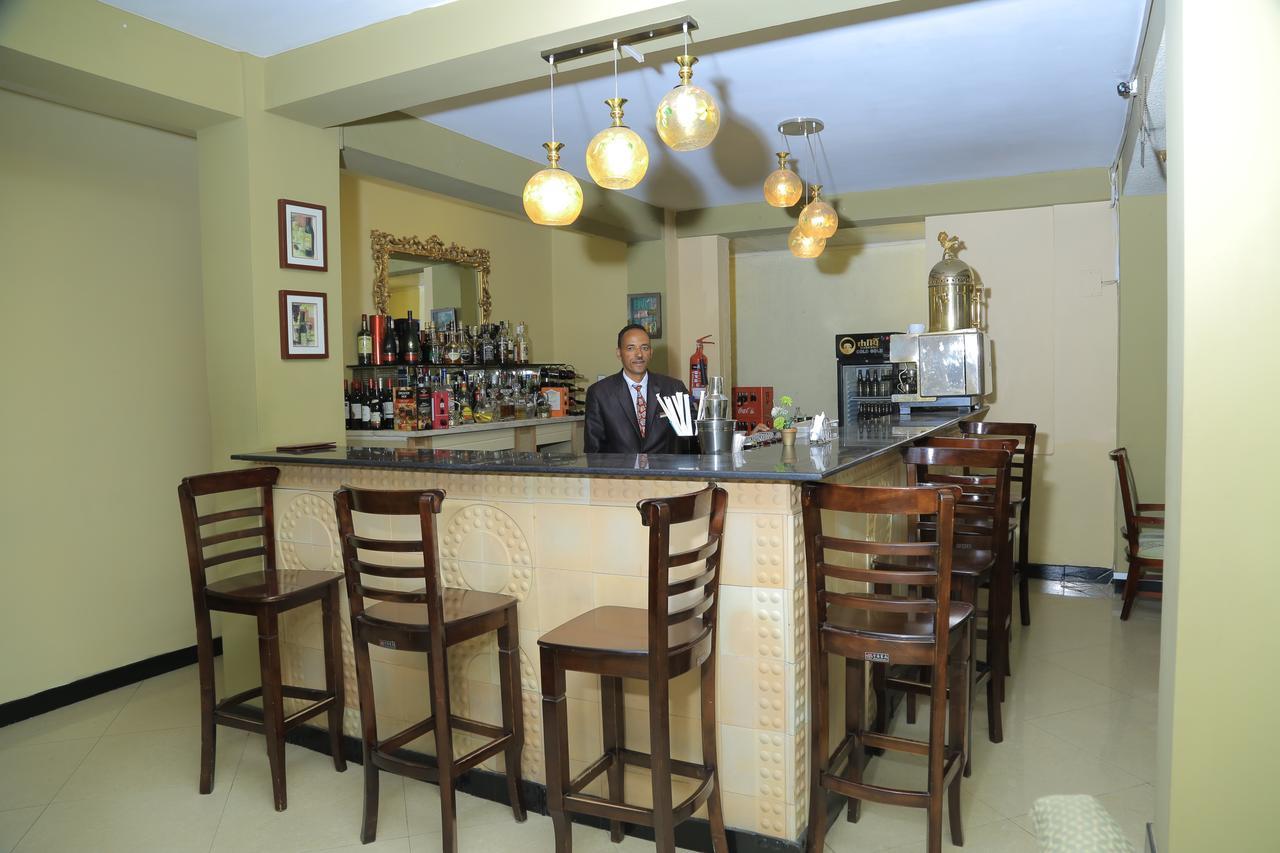 Addis Regency Hotel Bagian luar foto